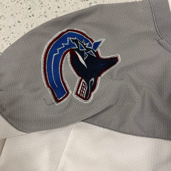 Vintage NHL MIGHTY MAC SPORTS Vancouver Canucks Jersey -Youth Size Large (14/16) - Picture 5 of 7